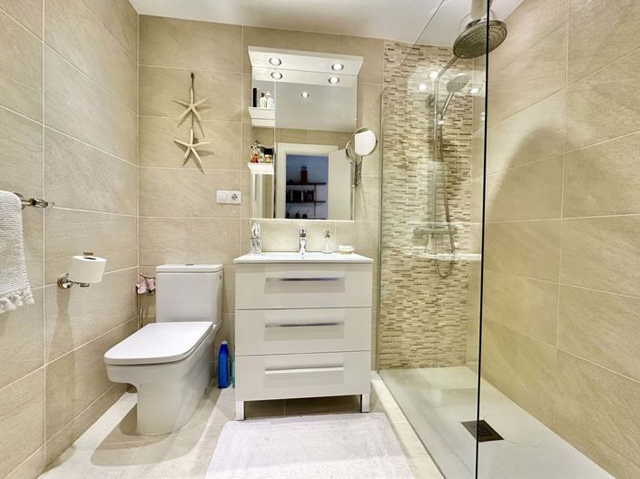 Image No.22-2 Bed Apartment for sale