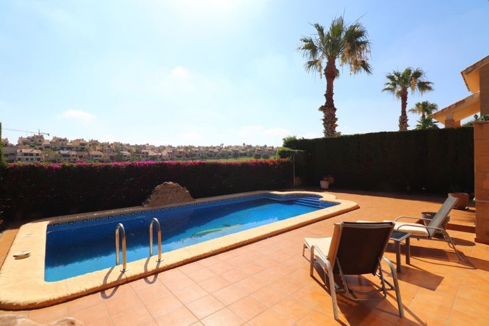 Image No.19-3 Bed Villa for sale