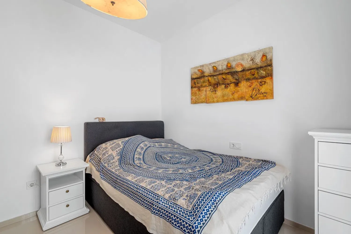 Image No.18-2 Bed Apartment for sale