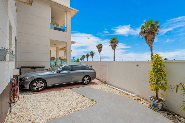 Image No.27-2 Bed Apartment for sale