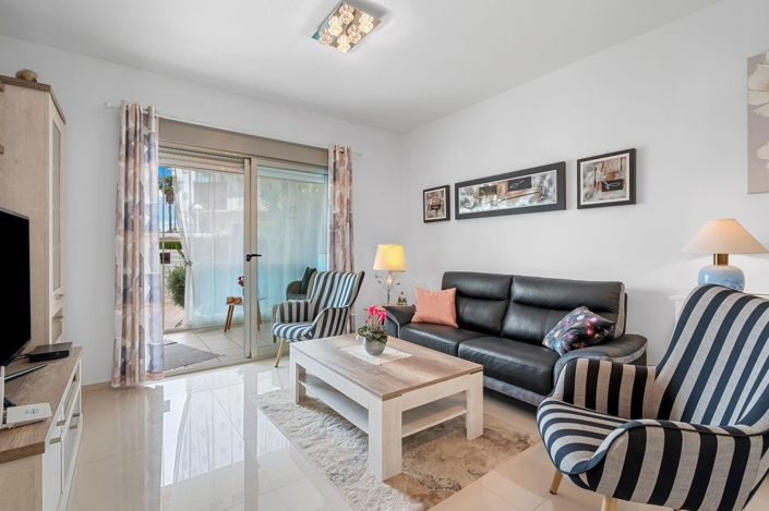 Image No.8-2 Bed Apartment for sale