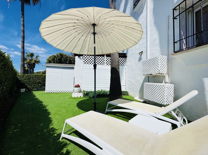 Image No.18-2 Bed Semi-Detached for sale