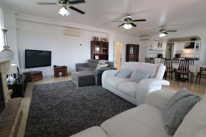 Image No.8-4 Bed Villa for sale