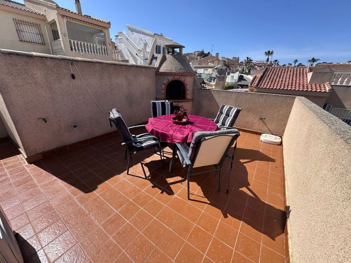 Image No.20-2 Bed Villa for sale