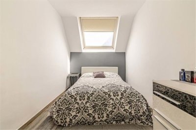 1447-631273-78d1f4f8b6655591b02d22fabb36a692d