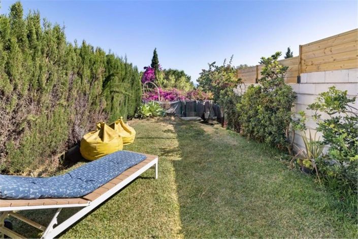 Image No.17-3 Bed Townhouse for sale