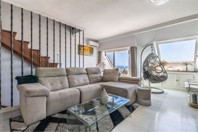 1447-631273-78d1f4f8b6655591b02d22fabb36a692d