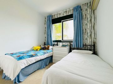 1447-625472-78d1f4f8b6655591b02d22fabb36a692d