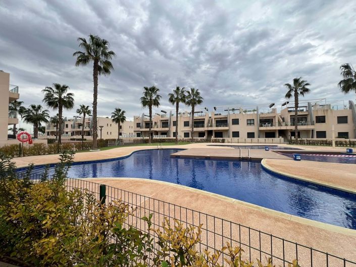 Image No.1-2 Bed Villa for sale