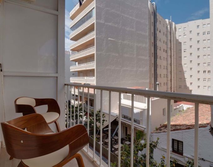 Image No.17-2 Bed Apartment for sale