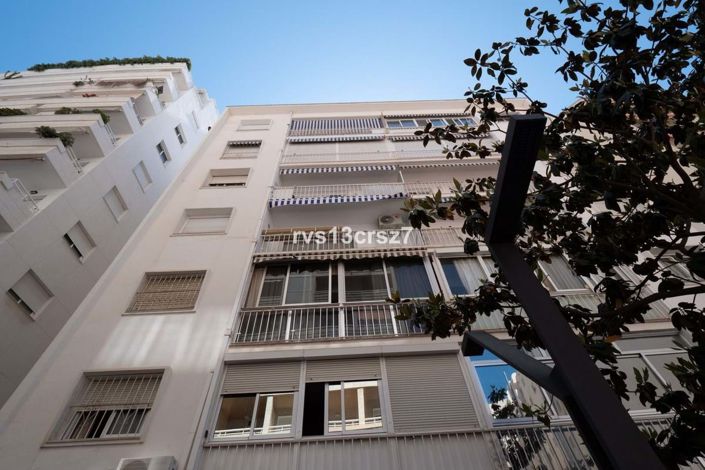 Image No.25-2 Bed Apartment for sale