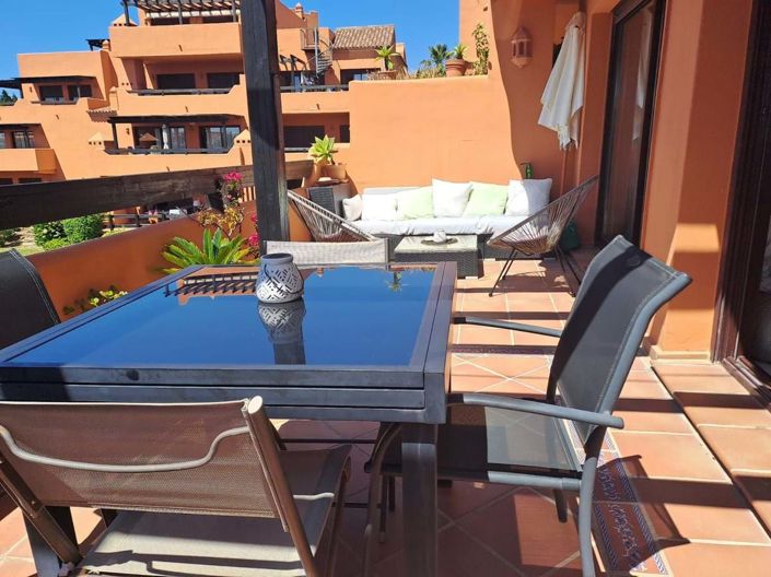 Image No.5-Appartement de 2 chambres à vendre à Estepona