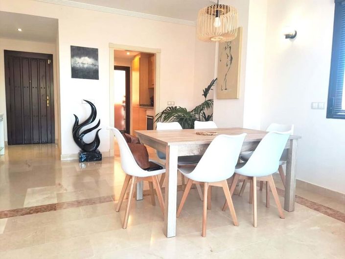 Image No.7-Appartement de 2 chambres à vendre à Estepona