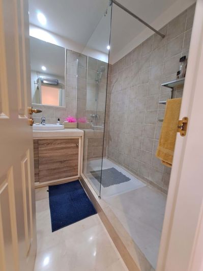 Image No.9-Appartement de 2 chambres à vendre à Estepona