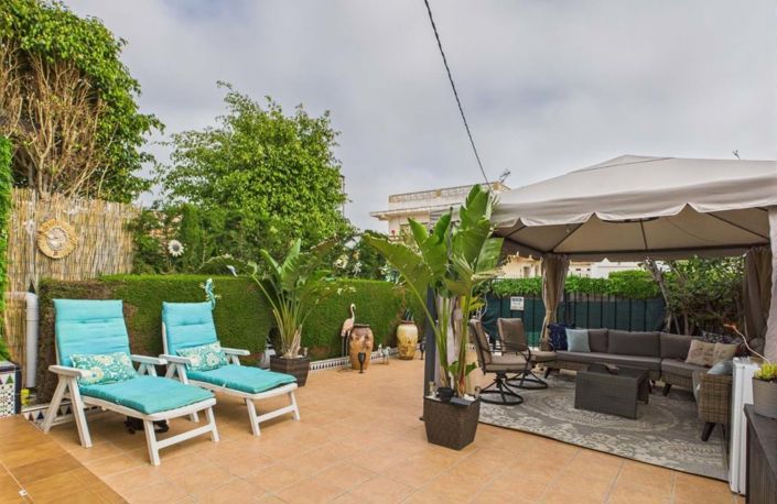 Image No.1-3 Bed Villa for sale