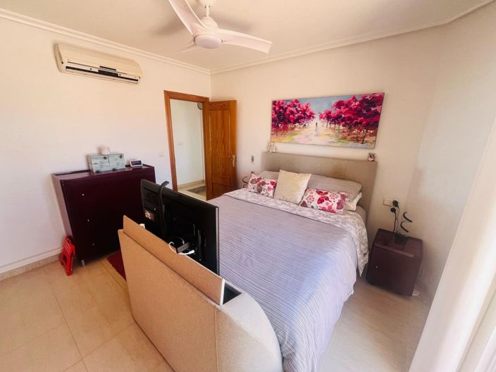 Image No.14-3 Bed Villa for sale