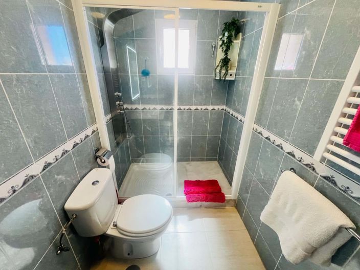 Image No.19-3 Bed Villa for sale