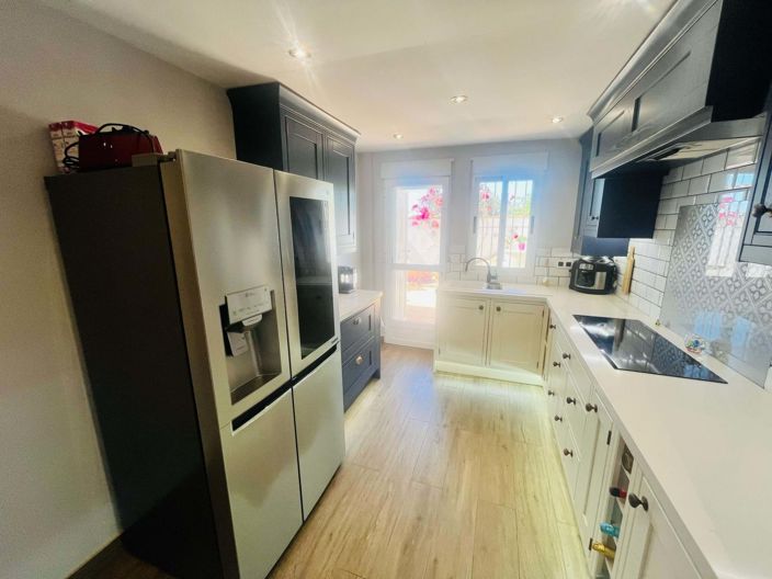 Image No.7-3 Bed Villa for sale