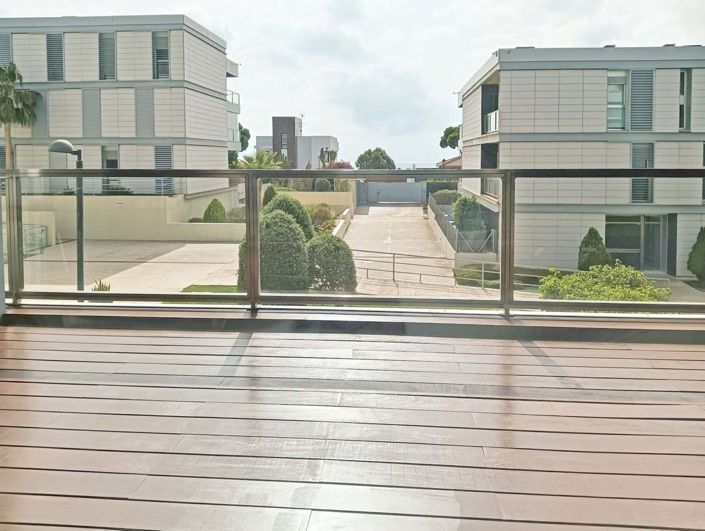 Image No.1-3 Bed Apartment for sale