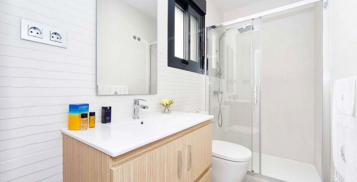 Image No.12-3 Bed Villa for sale