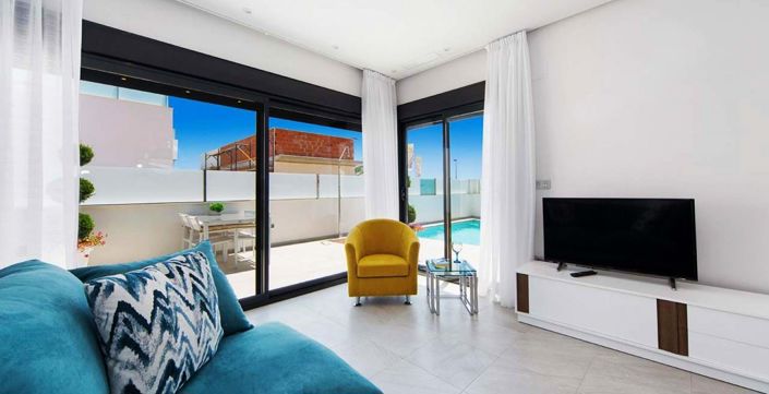 Image No.5-3 Bed Villa for sale