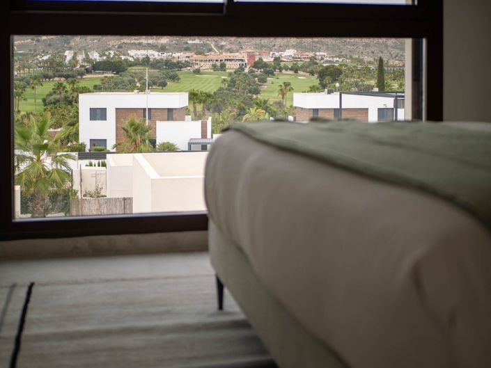 Image No.54-3 Bed Villa for sale