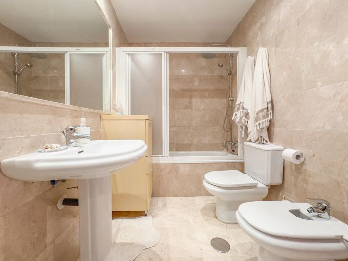 Image No.8-3 Bed Apartment for sale