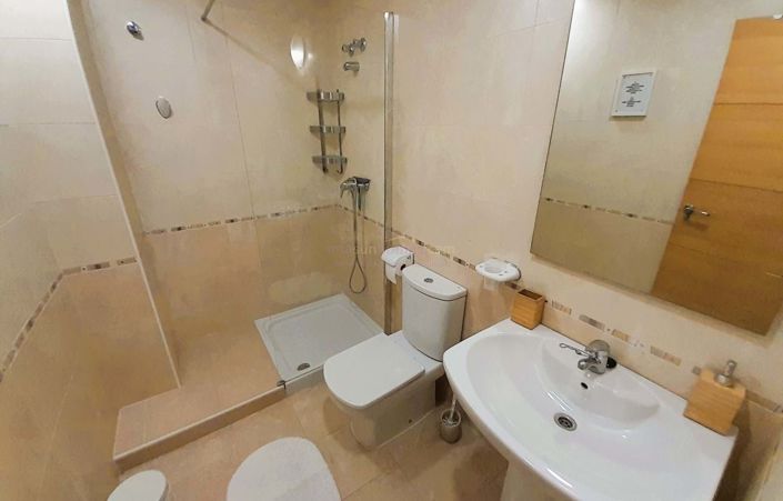 Image No.14-2 Bed Semi-Detached for sale