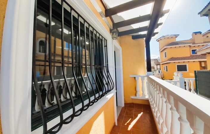 Image No.26-2 Bed Semi-Detached for sale