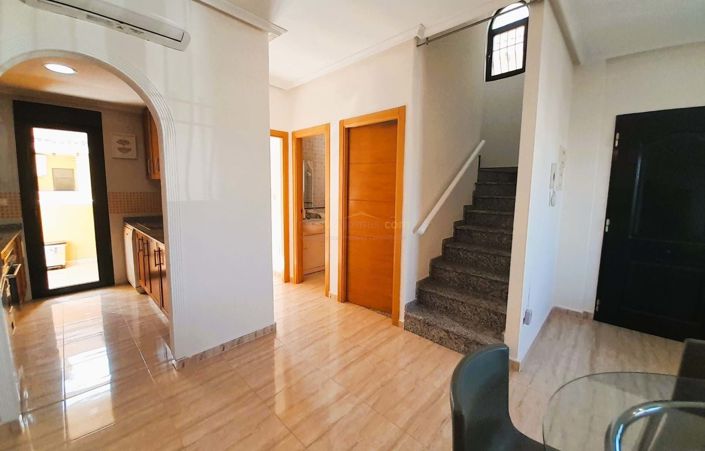 Image No.5-2 Bed Semi-Detached for sale