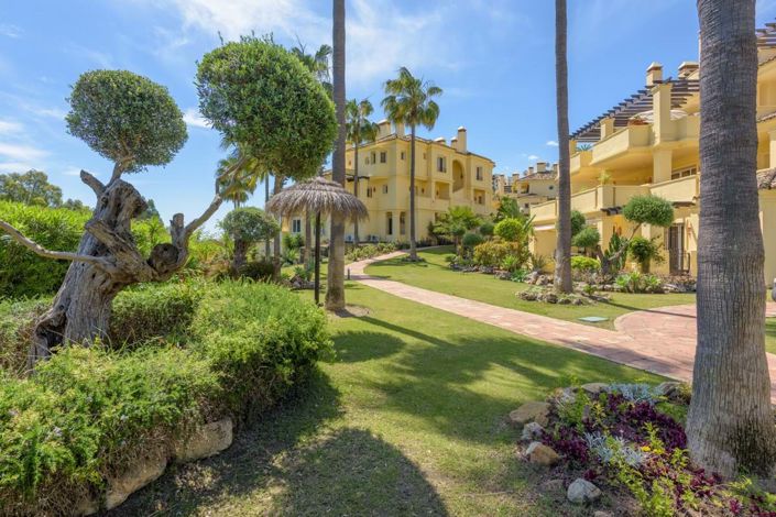 Image No.10-3 Bed Apartment for sale