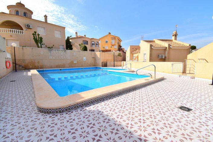 Image No.1-Propriété de 3 chambres à vendre à Villamartin