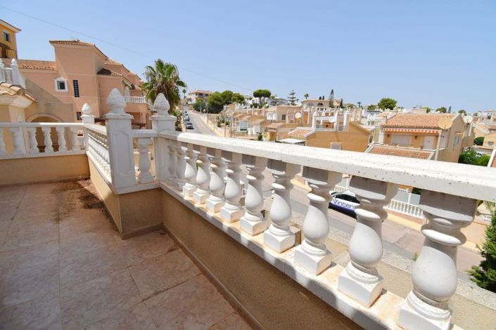 Image No.15-3 Bed Semi-Detached for sale