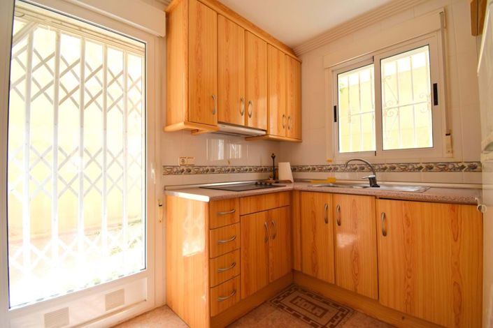 Image No.5-3 Bed Semi-Detached for sale