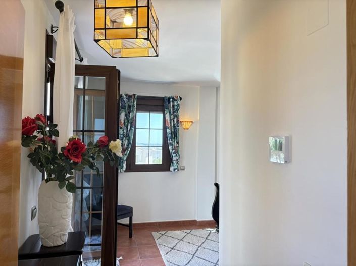 Image No.21-3 Bed Apartment for sale