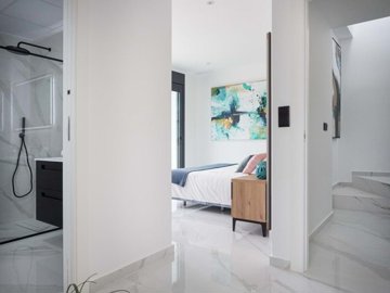 1447-632084-78d1f4f8b6655591b02d22fabb36a692d