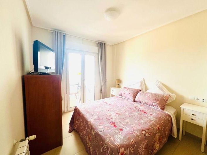 Image No.18-2 Bed Apartment for sale