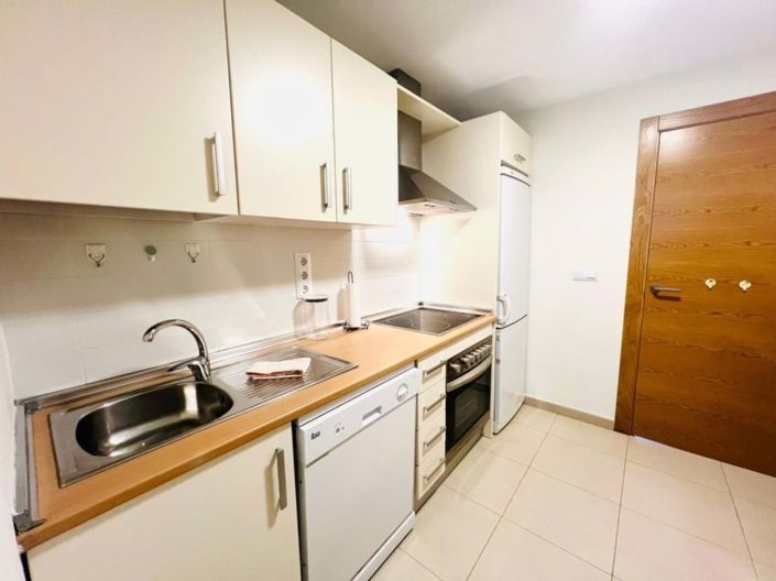 Image No.23-2 Bed Apartment for sale