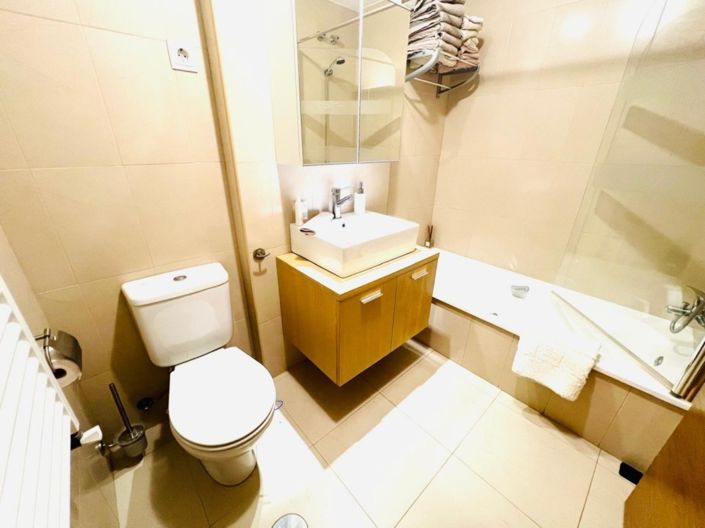 Image No.31-2 Bed Apartment for sale