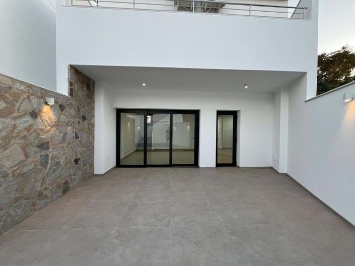 Image No.44-3 Bed Villa for sale