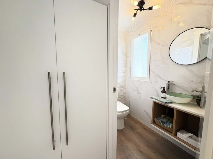 Image No.18-2 Bed Villa for sale