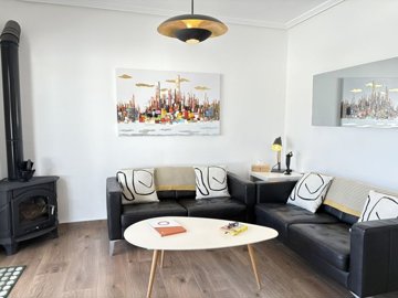 1447-632083-78d1f4f8b6655591b02d22fabb36a692d