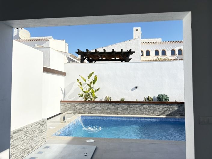 Image No.13-3 Bed Villa for sale