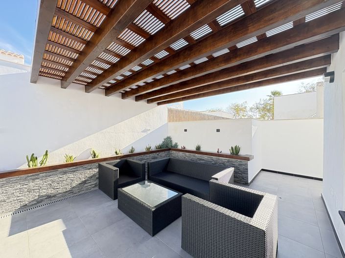 Image No.19-3 Bed Villa for sale