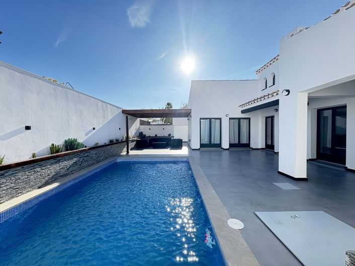 Image No.33-3 Bed Villa for sale