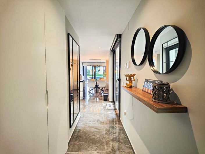 Image No.25-2 Bed Apartment for sale