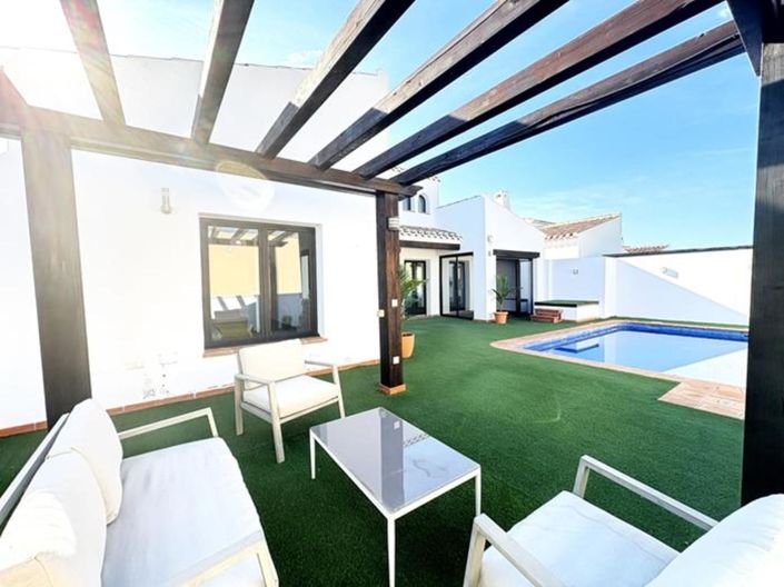 Image No.25-3 Bed Villa for sale