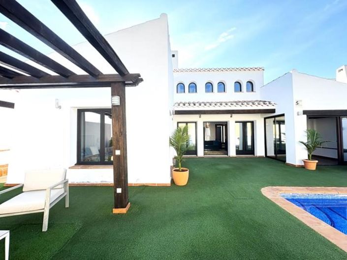 Image No.26-3 Bed Villa for sale