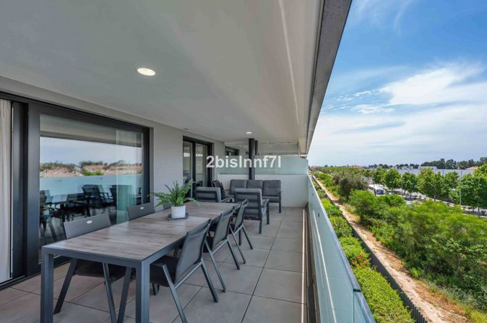 Image No.21-3 Bed Apartment for sale