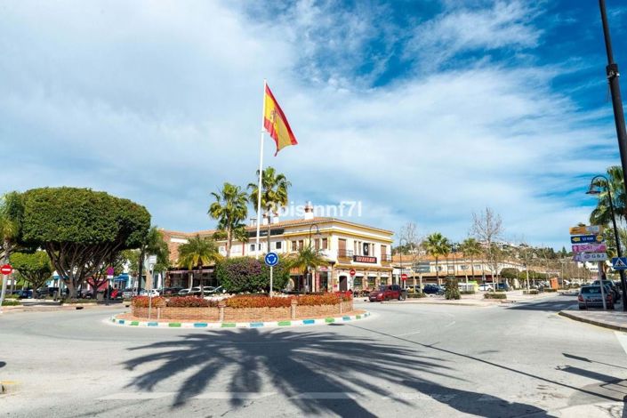 Image No.29-3 Bed Apartment for sale